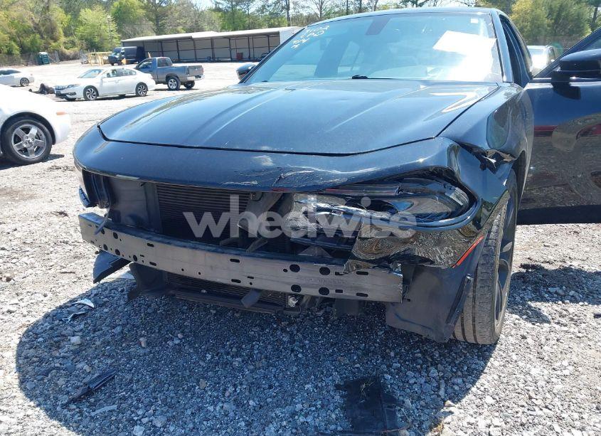 Photo 6 of 2017 Dodge Charger SE RWD (VIN 2C3CDXBGXHH643102)