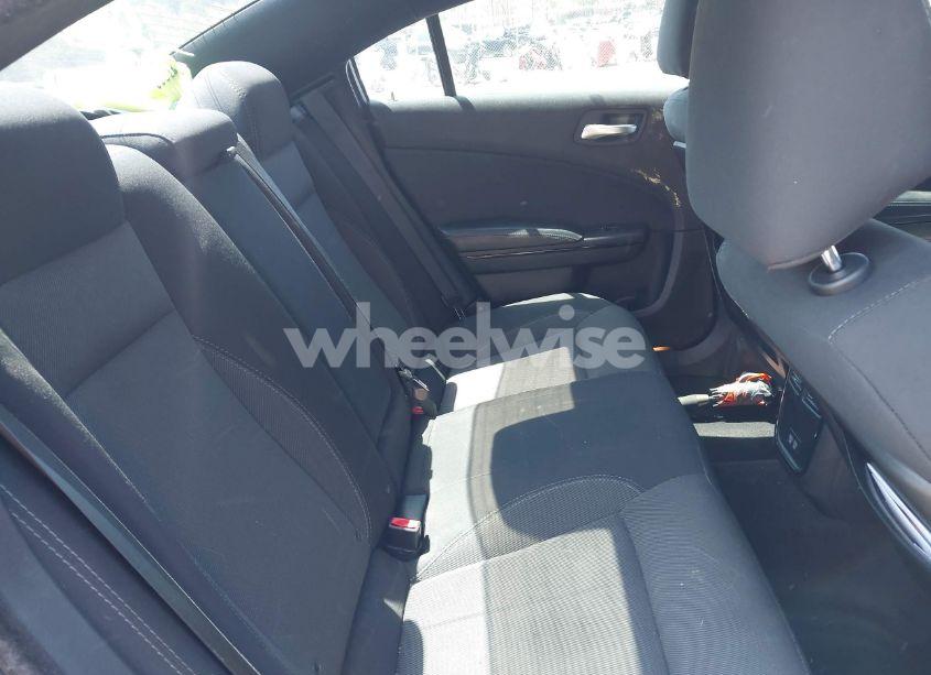 Photo 8 of 2017 Dodge Charger SE RWD (VIN 2C3CDXBGXHH643102)