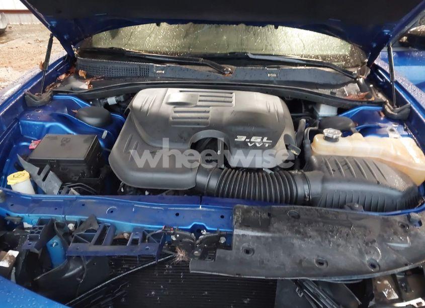 Photo 10 of 2018 Dodge Charger SXT RWD (VIN 2C3CDXBGXJH197751)