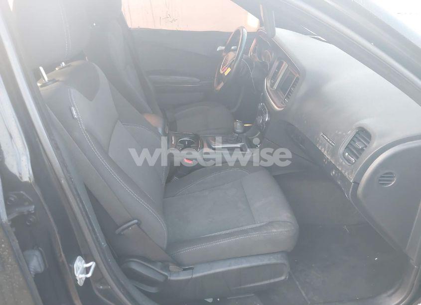 Photo 5 of 2018 Dodge Charger SXT RWD (VIN 2C3CDXBGXJH291094)