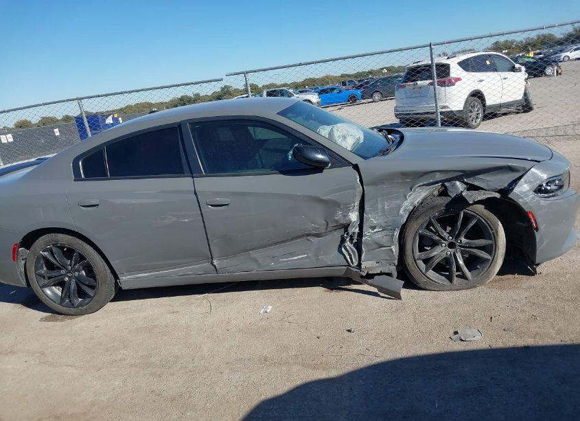 Photo 13 of 2018 Dodge Charger SXT RWD (VIN 2C3CDXBGXJH329021)
