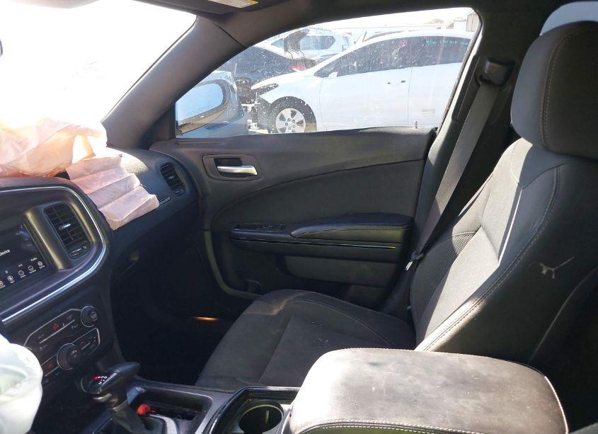 Photo 5 of 2018 Dodge Charger SXT RWD (VIN 2C3CDXBGXJH329021)