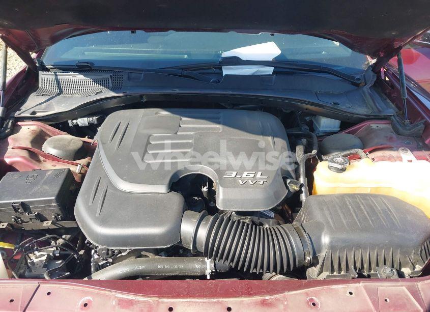 Photo 10 of 2018 Dodge Charger SXT RWD (VIN 2C3CDXBGXJH337460)