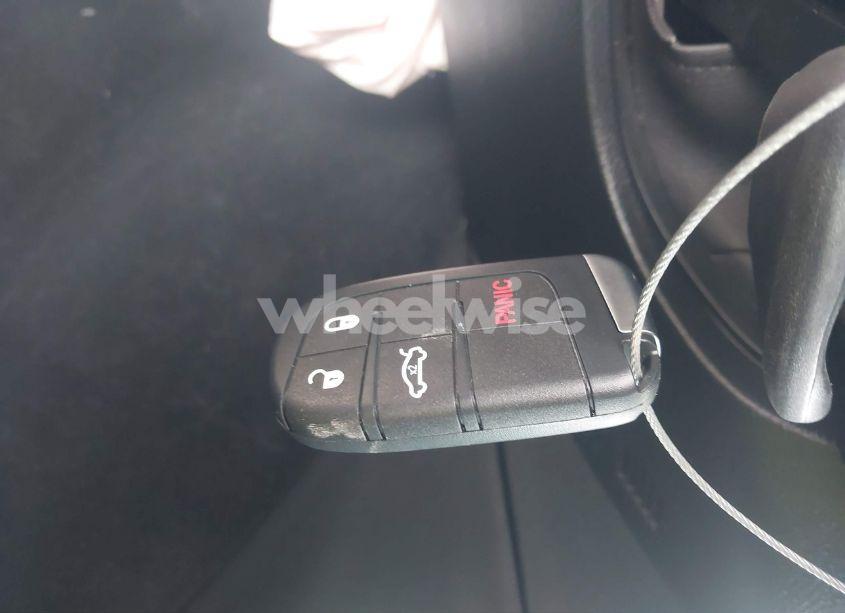 Photo 11 of 2019 Dodge Charger SXT RWD (VIN 2C3CDXBGXKH553908)