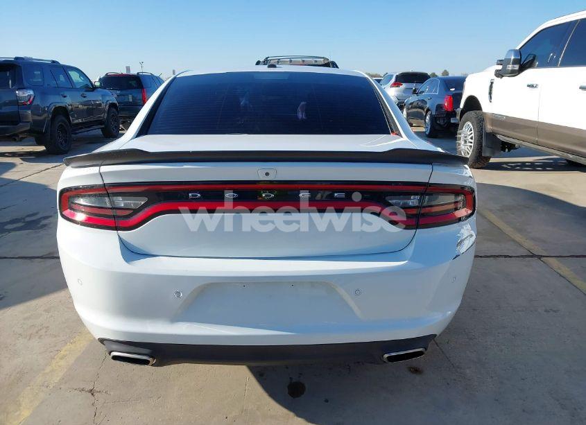 Photo 16 of 2019 Dodge Charger SXT RWD (VIN 2C3CDXBGXKH553908)