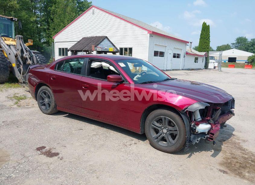 2019 Dodge Charger SXT RWD (VIN 2C3CDXBGXKH664085) main photo