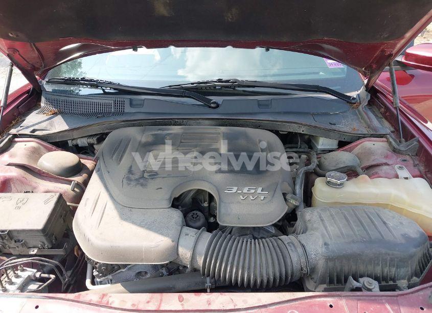 Photo 10 of 2019 Dodge Charger SXT RWD (VIN 2C3CDXBGXKH664085)