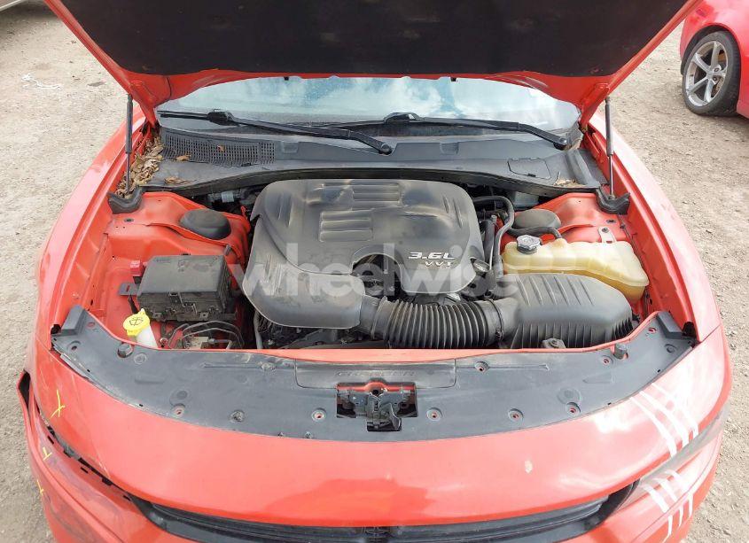 Photo 10 of 2019 Dodge Charger SXT RWD (VIN 2C3CDXBGXKH664118)