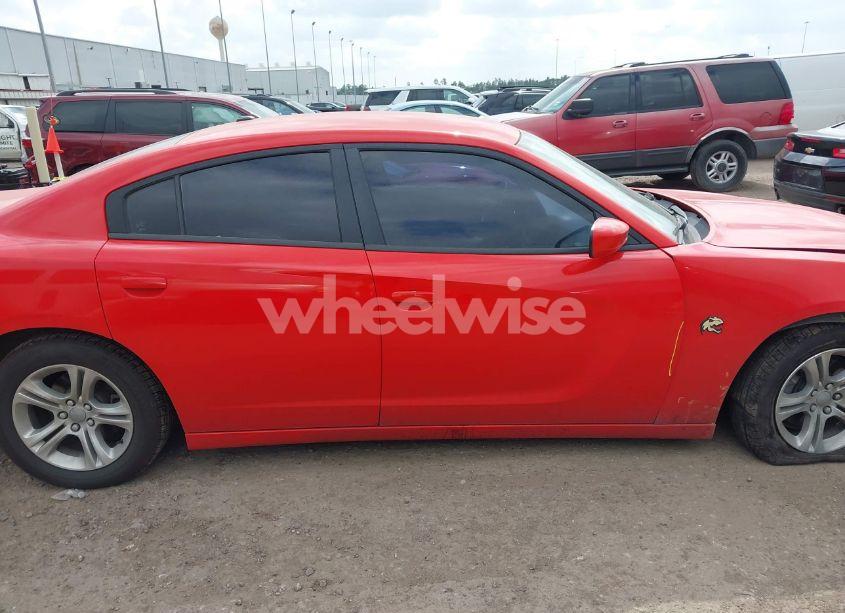 Photo 13 of 2019 Dodge Charger SXT RWD (VIN 2C3CDXBGXKH664118)