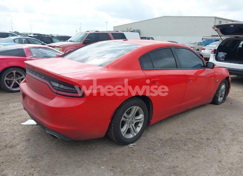 Photo 4 of 2019 Dodge Charger SXT RWD (VIN 2C3CDXBGXKH664118)