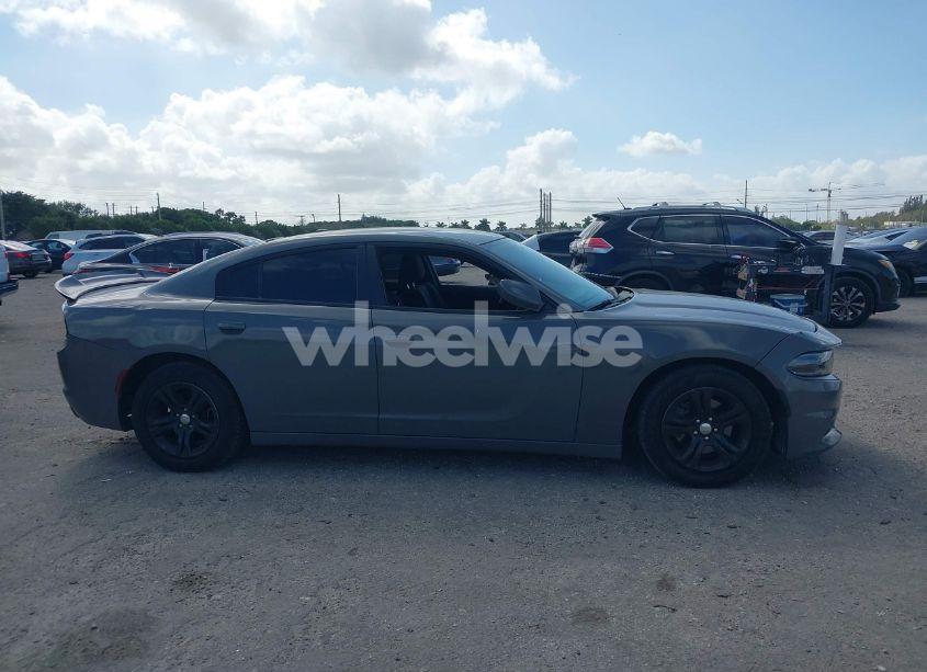 Photo 14 of 2019 Dodge Charger SXT RWD (VIN 2C3CDXBGXKH664457)