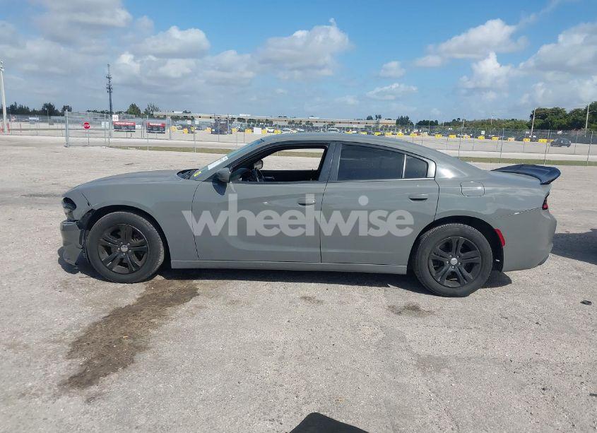 Photo 15 of 2019 Dodge Charger SXT RWD (VIN 2C3CDXBGXKH664457)