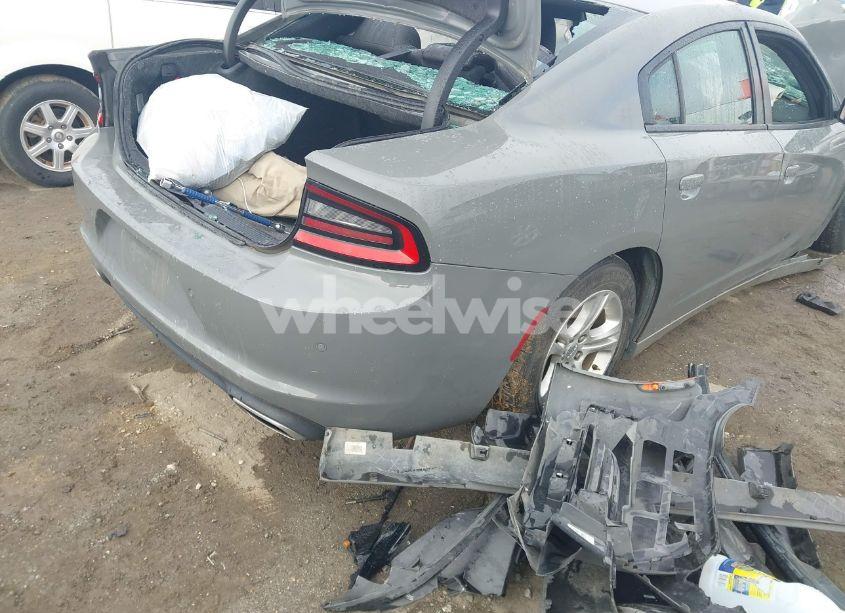 Photo 4 of 2019 Dodge Charger SXT RWD (VIN 2C3CDXBGXKH695787)