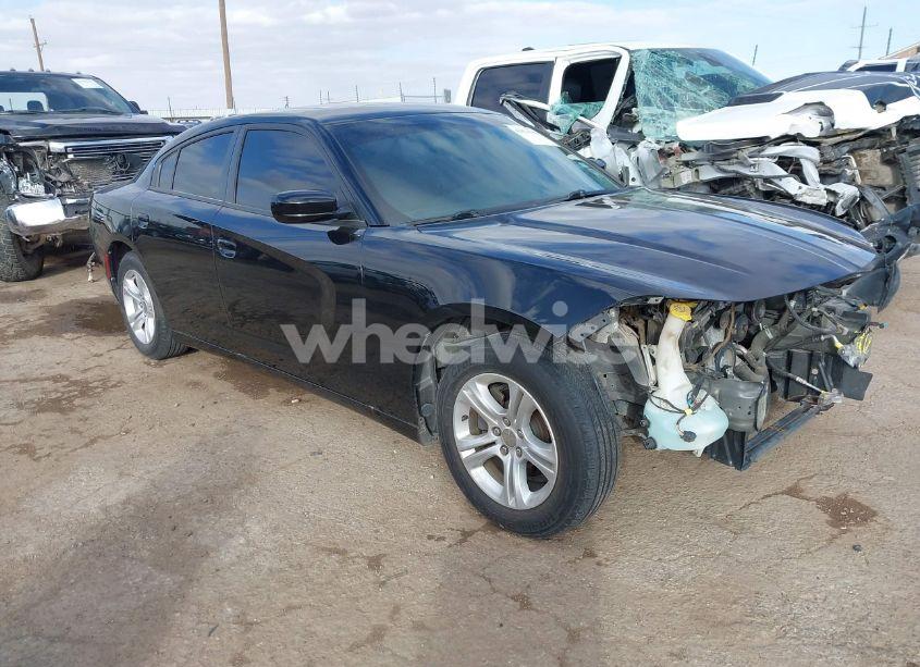 2019 Dodge Charger SXT RWD (VIN 2C3CDXBGXKH720994) main photo