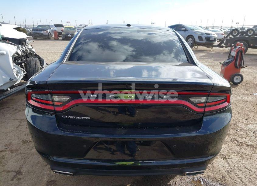 Photo 17 of 2019 Dodge Charger SXT RWD (VIN 2C3CDXBGXKH720994)