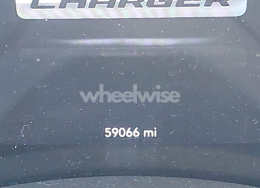 Photo 15 of 2020 Dodge Charger SXT RWD (VIN 2C3CDXBGXLH162890)