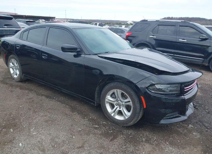2020 Dodge Charger SXT RWD (VIN 2C3CDXBGXLH211439) main photo