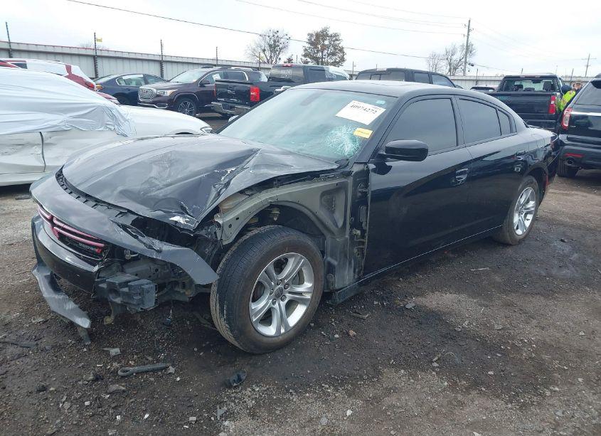 Photo 2 of 2020 Dodge Charger SXT RWD (VIN 2C3CDXBGXLH211439)