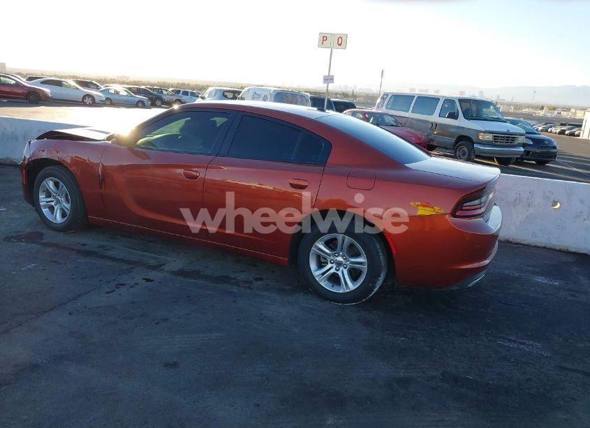 Photo 3 of 2021 Dodge Charger SXT RWD (VIN 2C3CDXBGXMH624916)