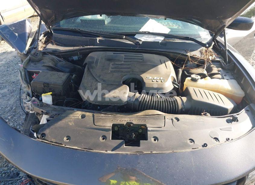 Photo 10 of 2021 Dodge Charger SXT RWD (VIN 2C3CDXBGXMH659892)