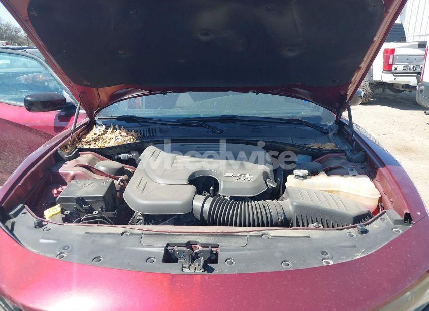 Photo 10 of 2022 Dodge Charger SXT RWD (VIN 2C3CDXBGXNH203229)