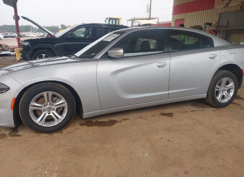 Photo 13 of 2022 Dodge Charger SXT RWD (VIN 2C3CDXBGXNH255637)