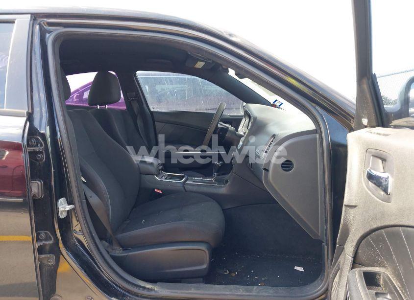 Photo 5 of 2012 Dodge Charger R/T (VIN 2C3CDXCT0CH122927)