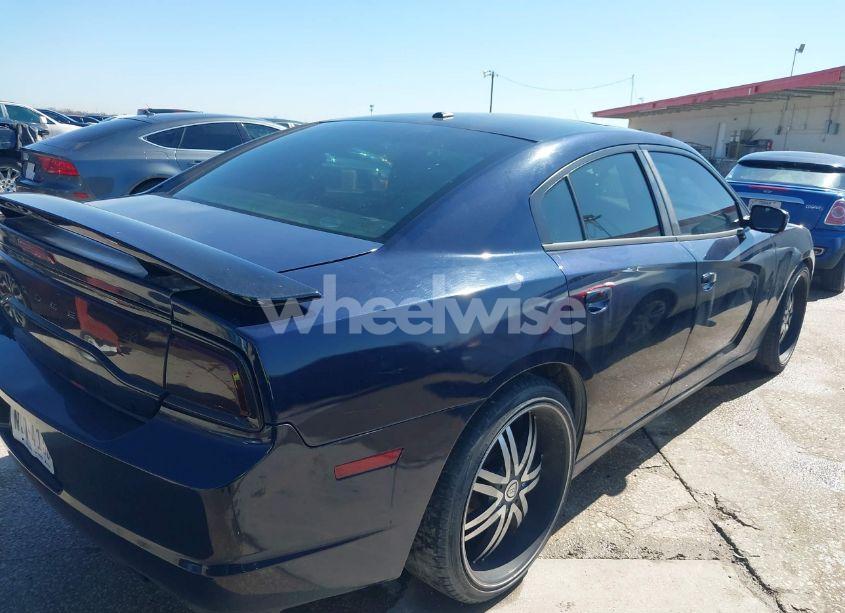Photo 4 of 2012 Dodge Charger R/T (VIN 2C3CDXCT0CH159749)