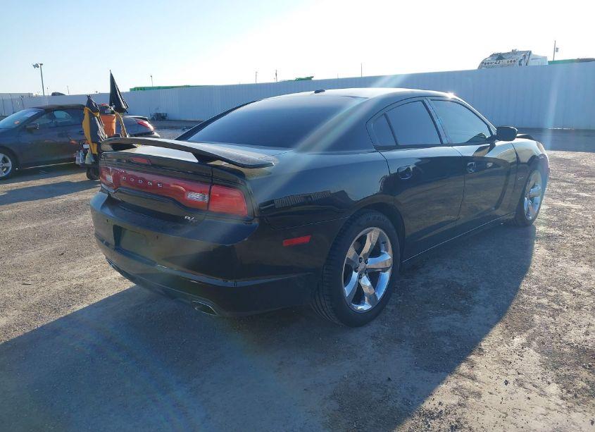 Photo 4 of 2013 Dodge Charger R/T MAX (VIN 2C3CDXCT0DH570747)