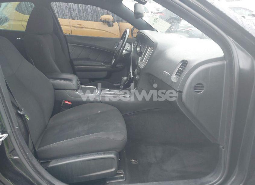 Photo 5 of 2013 Dodge Charger R/T (VIN 2C3CDXCT0DH696882)