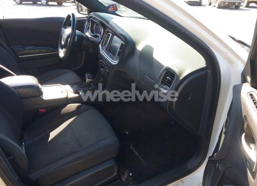 Photo 5 of 2016 Dodge Charger R/T (VIN 2C3CDXCT0GH178310)