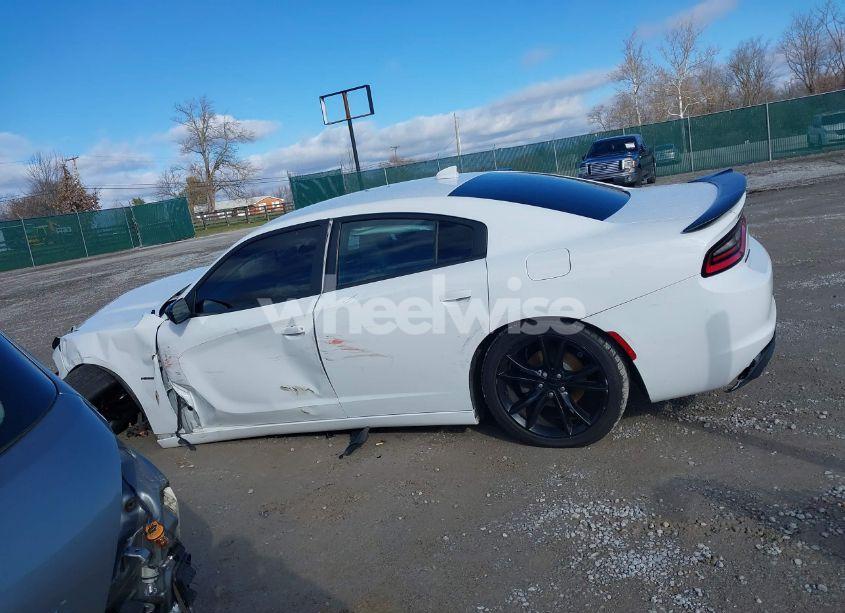 Photo 14 of 2016 Dodge Charger R/T (VIN 2C3CDXCT0GH266693)