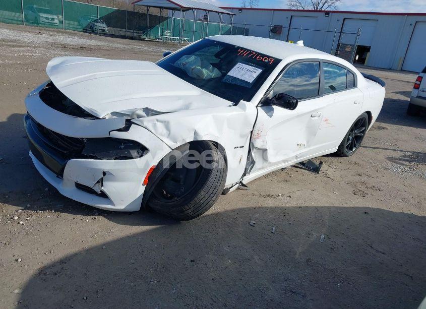 Photo 2 of 2016 Dodge Charger R/T (VIN 2C3CDXCT0GH266693)