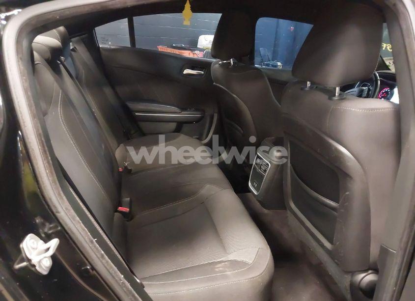 Photo 8 of 2017 Dodge Charger R/T RWD (VIN 2C3CDXCT0HH561701)