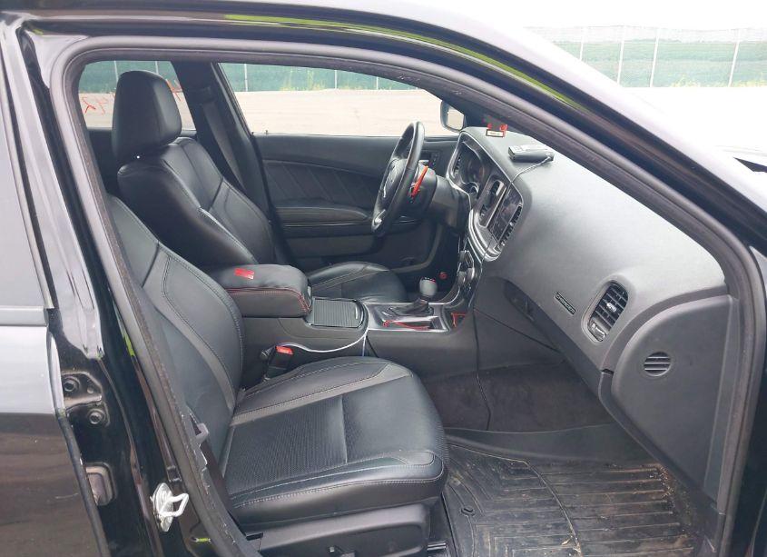 Photo 5 of 2017 Dodge Charger R/T RWD (VIN 2C3CDXCT0HH620598)