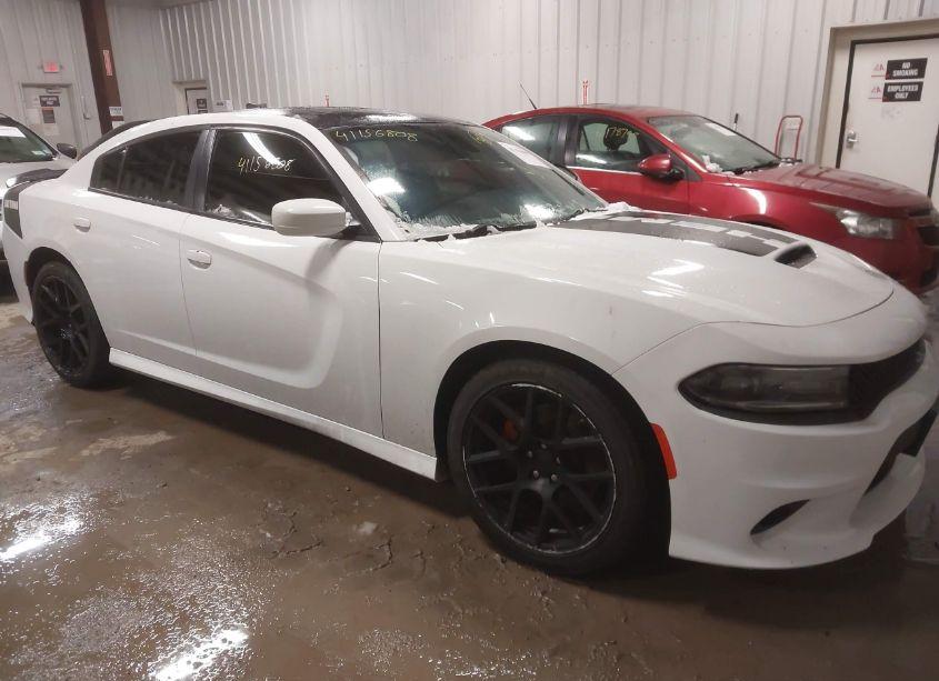 2018 Dodge Charger DAYTONA RWD (VIN 2C3CDXCT0JH163975) main photo