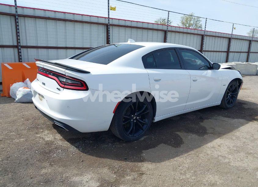 Photo 4 of 2018 Dodge Charger R/T RWD (VIN 2C3CDXCT0JH306973)