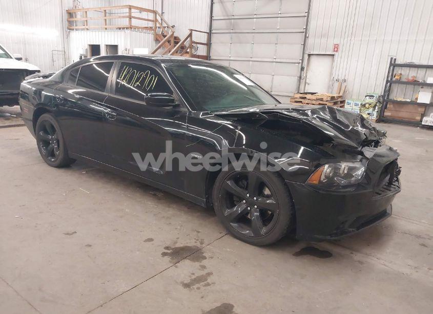 2014 Dodge Charger R/T PLUS (VIN 2C3CDXCT1EH227690) main photo