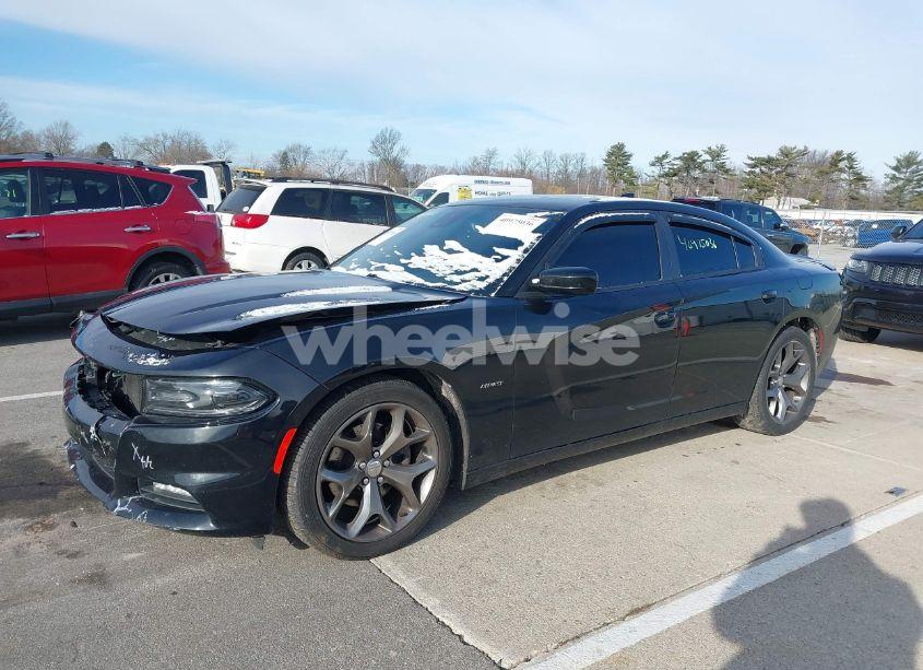 Photo 2 of 2016 Dodge Charger R/T (VIN 2C3CDXCT1GH242127)