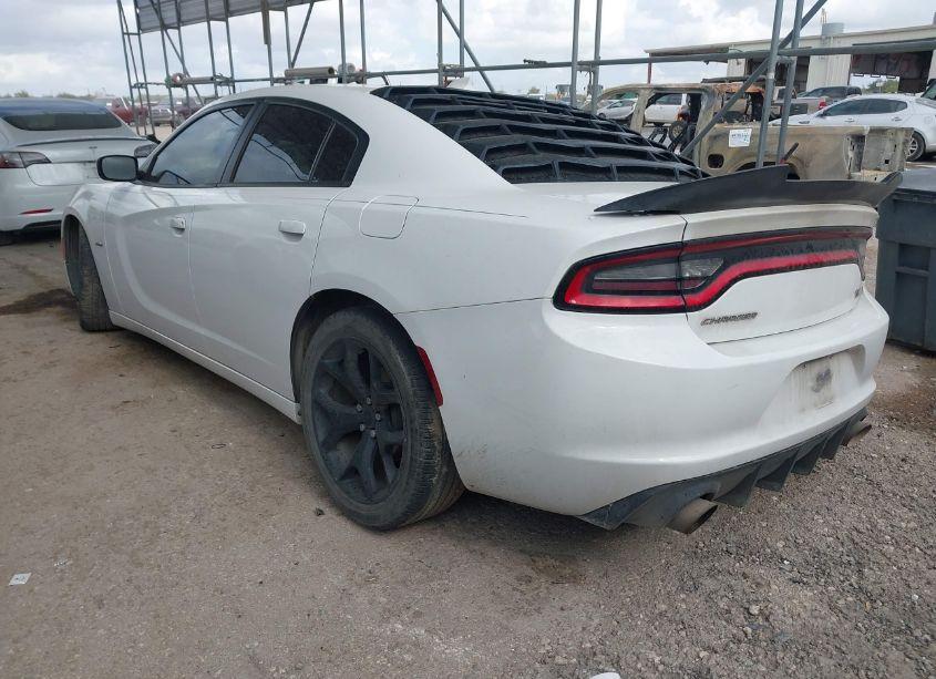 Photo 3 of 2016 Dodge Charger R/T (VIN 2C3CDXCT1GH285995)