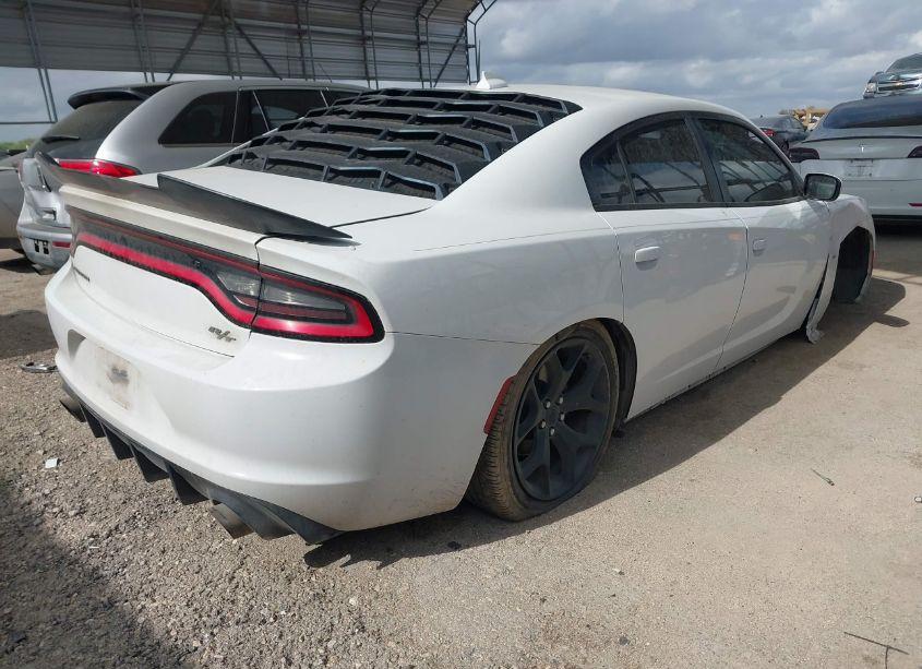 Photo 4 of 2016 Dodge Charger R/T (VIN 2C3CDXCT1GH285995)