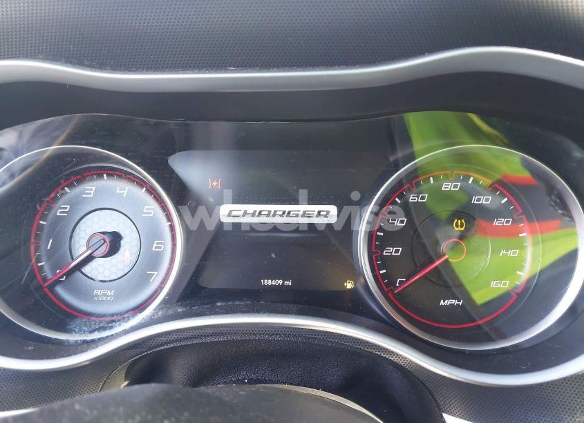 Photo 6 of 2016 Dodge Charger R/T (VIN 2C3CDXCT1GH354894)