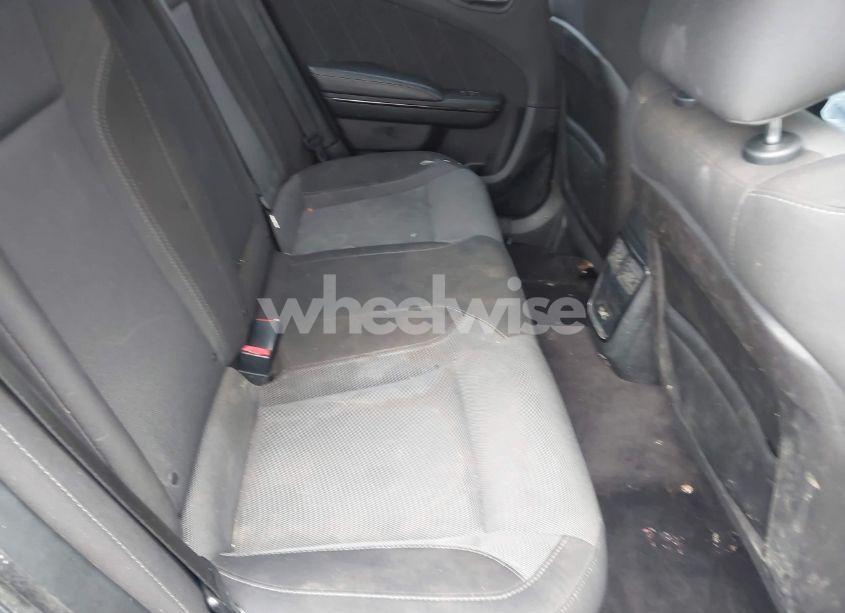 Photo 8 of 2017 Dodge Charger R/T RWD (VIN 2C3CDXCT1HH609402)