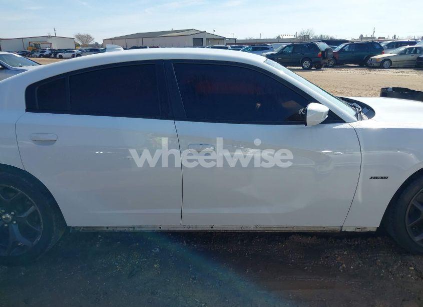 Photo 13 of 2019 Dodge Charger R/T RWD (VIN 2C3CDXCT1KH652757)