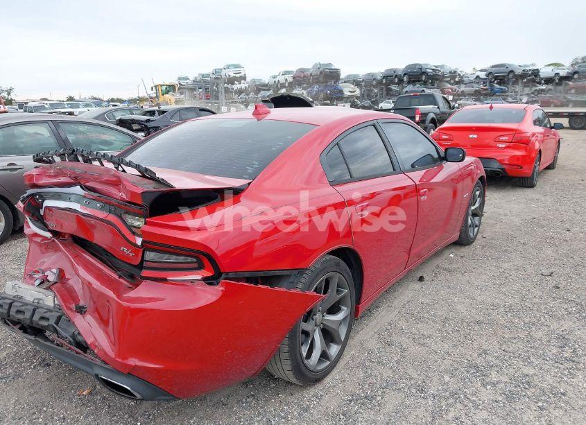 Photo 4 of 2015 Dodge Charger R/T (VIN 2C3CDXCT2FH871376)