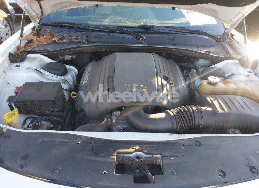 Photo 10 of 2015 Dodge Charger R/T (VIN 2C3CDXCT2FH915490)