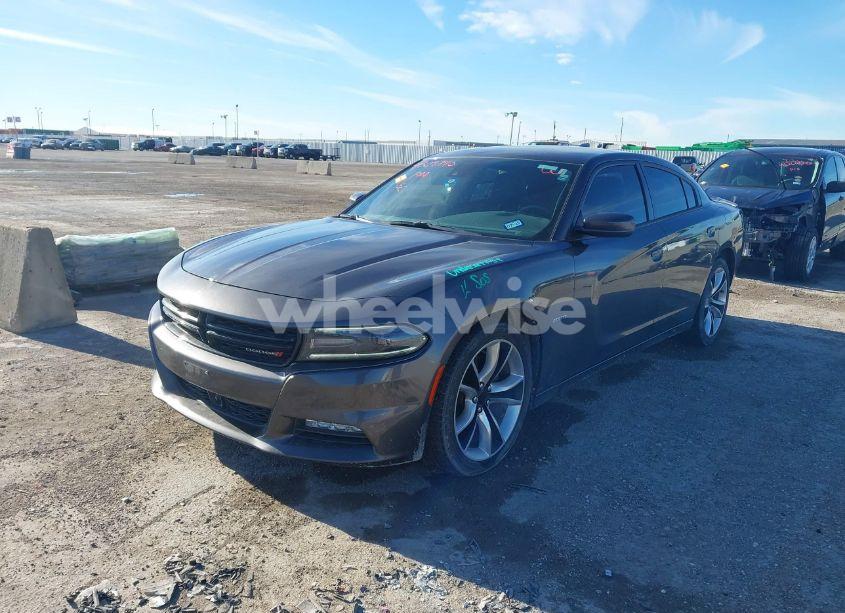Photo 2 of 2016 Dodge Charger R/T (VIN 2C3CDXCT2GH122403)