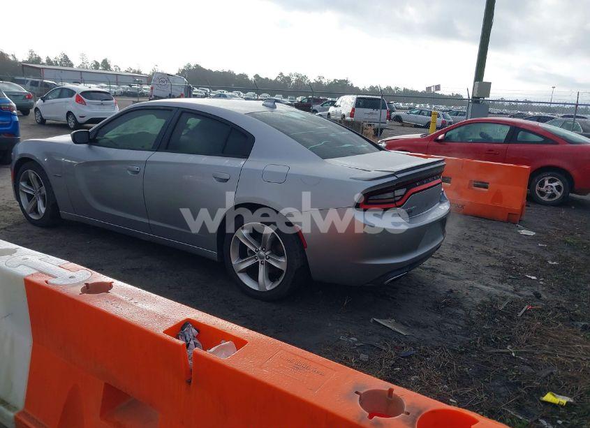 Photo 3 of 2016 Dodge Charger R/T (VIN 2C3CDXCT2GH233162)