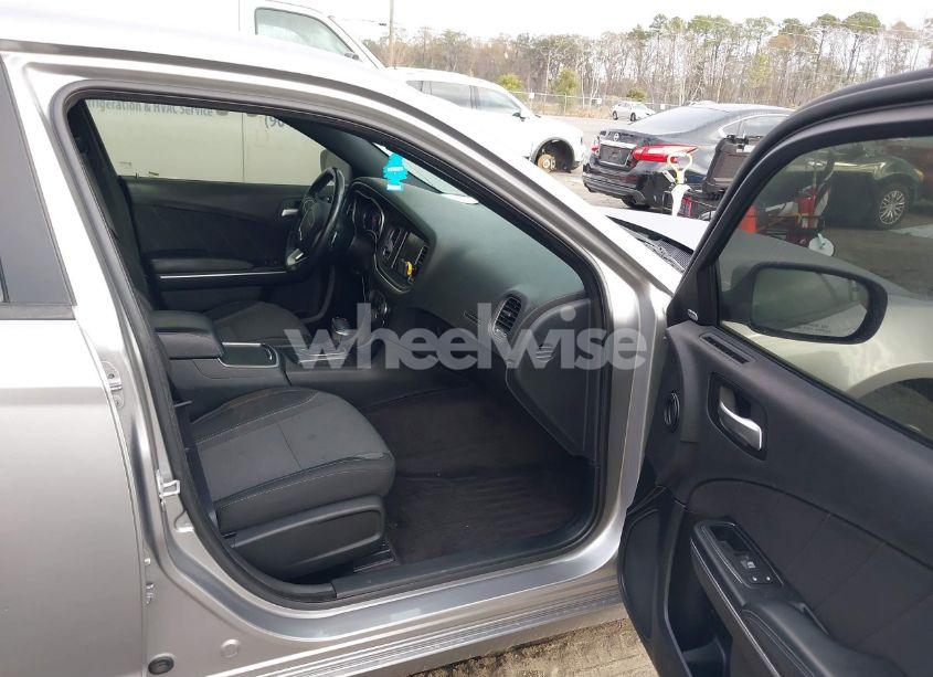 Photo 5 of 2016 Dodge Charger R/T (VIN 2C3CDXCT2GH233162)