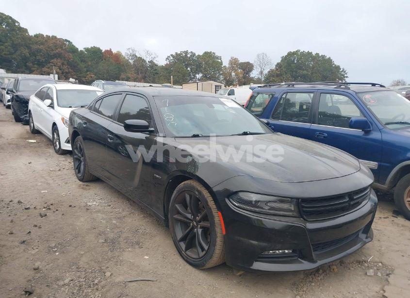2017 Dodge Charger R/T RWD (VIN 2C3CDXCT2HH537187) main photo